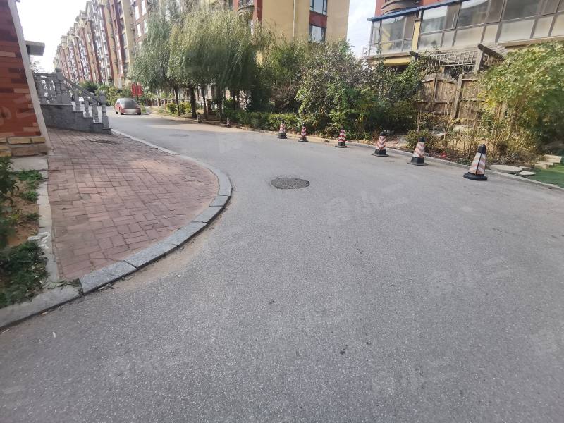 美地庄园一二三期园区图片