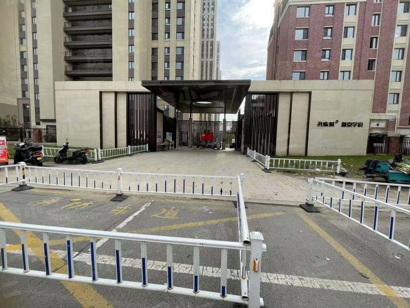 孔雀城新京学府园区图片