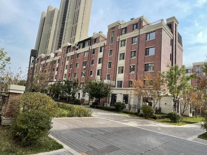 孔雀城新京学府园区图片