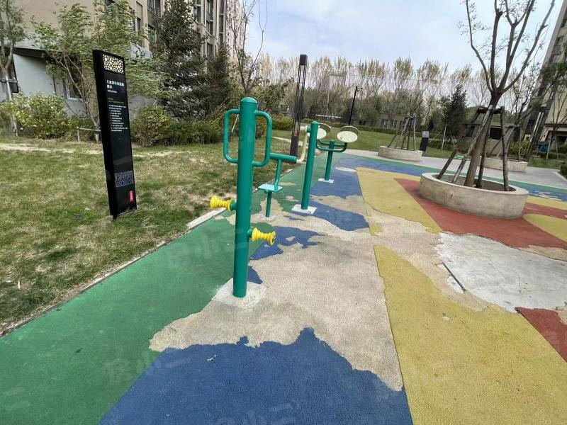 孔雀城新京学府园区图片