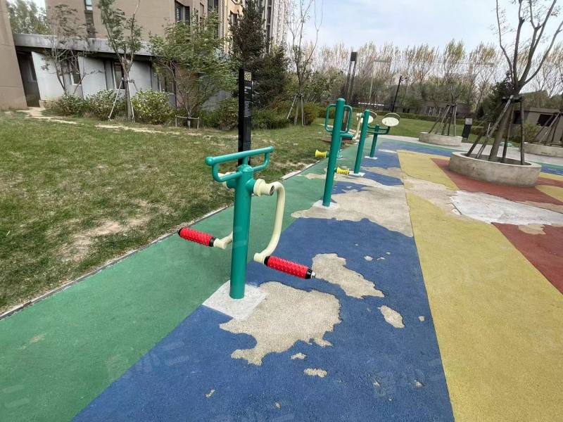 孔雀城新京学府园区图片