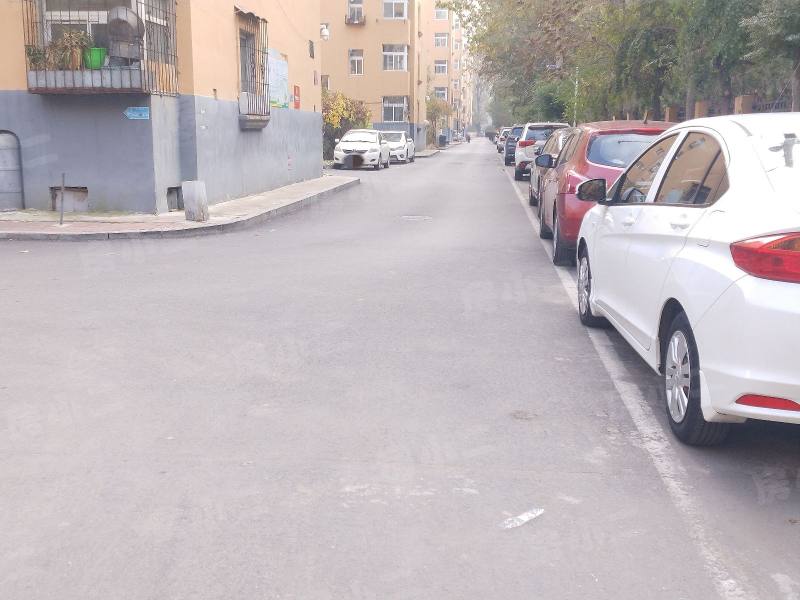 沈铁十二路小区园区图片