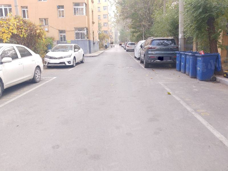 沈铁十二路小区园区图片