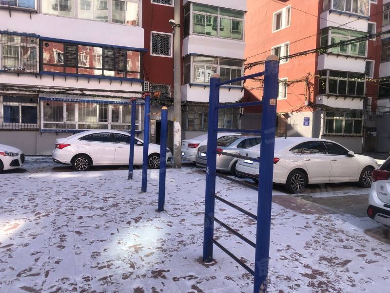 泾河街6号小区园区图片
