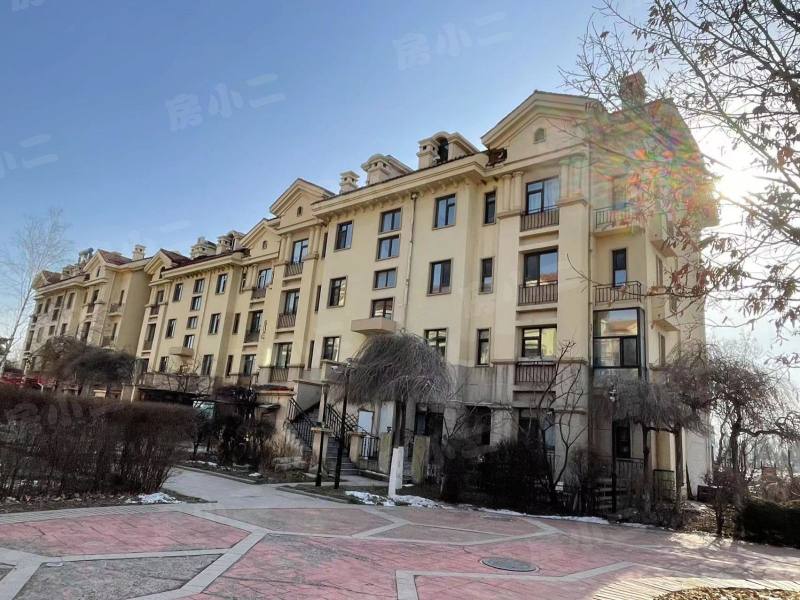 中旅国际小镇东区园区图片