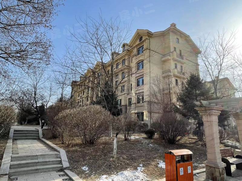 中旅国际小镇东区园区图片