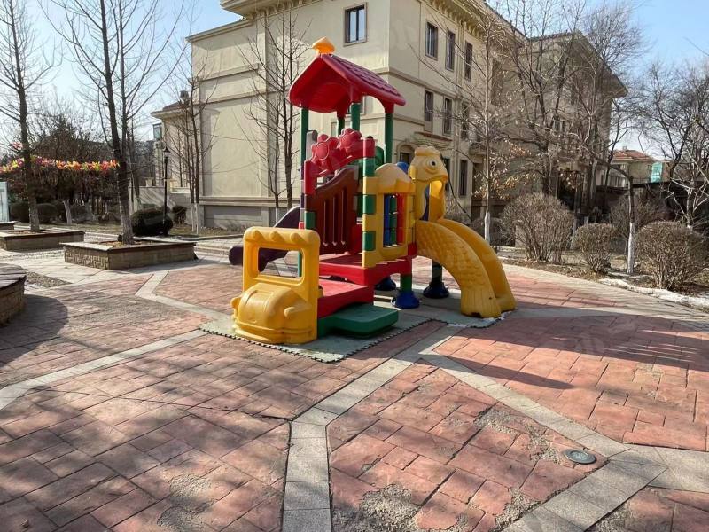 中旅国际小镇东区园区图片