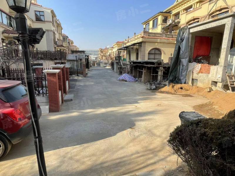 中旅国际小镇东区园区图片