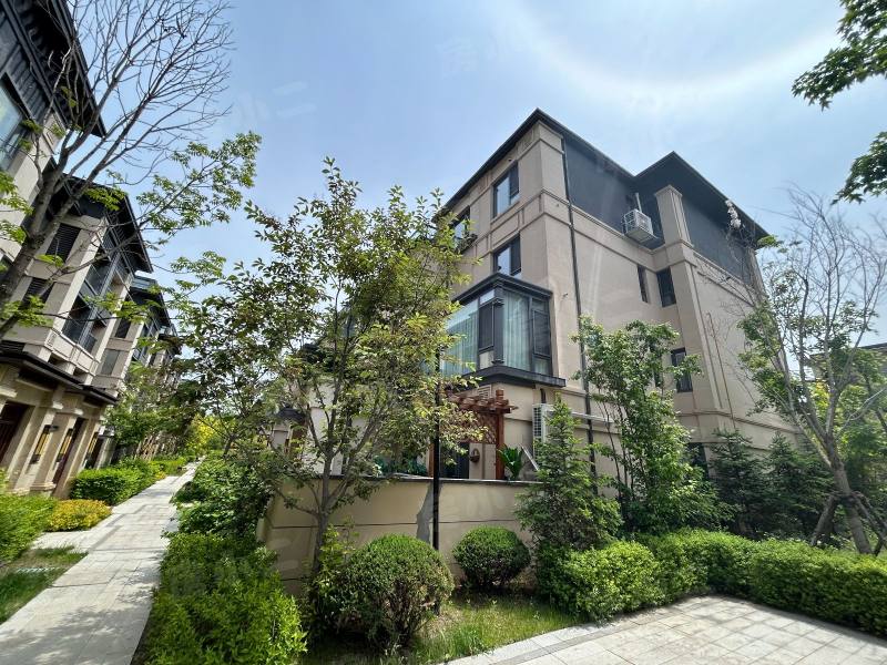 金辉江山云著园区图片