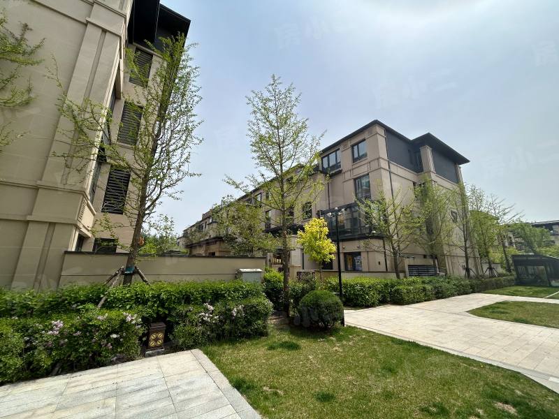 金辉江山云著园区图片