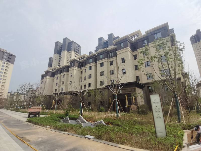 吾悦学府园区图片