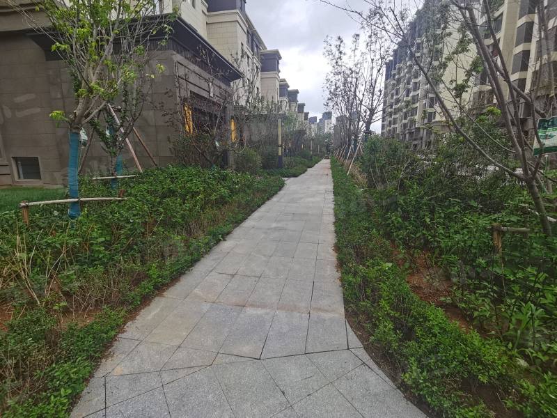 吾悦学府园区图片