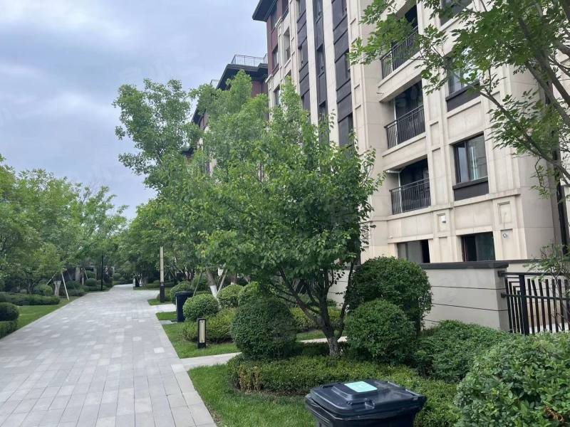 龙湖双珑原著二期园区图片