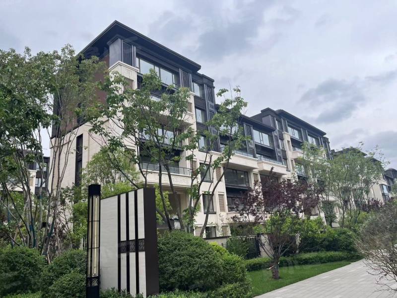 龙湖双珑原著二期园区图片