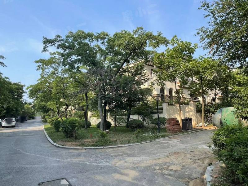 漫步地中海园区图片