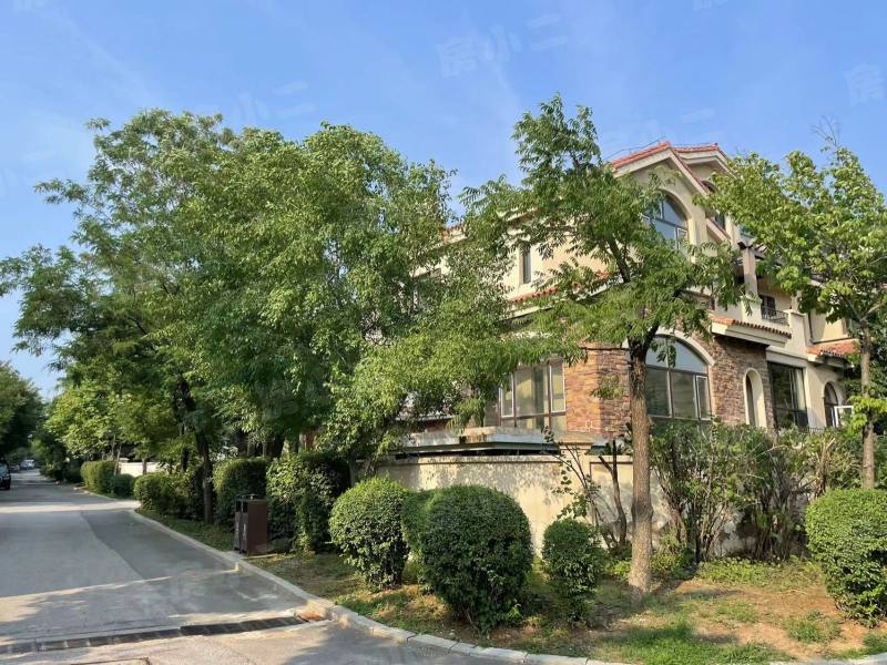 漫步地中海园区图片