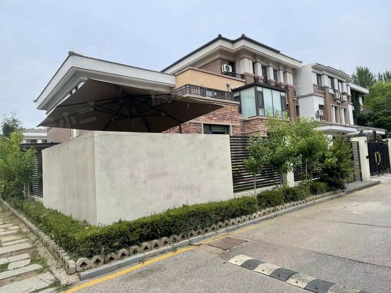 泰盈九如溪谷别墅园区图片