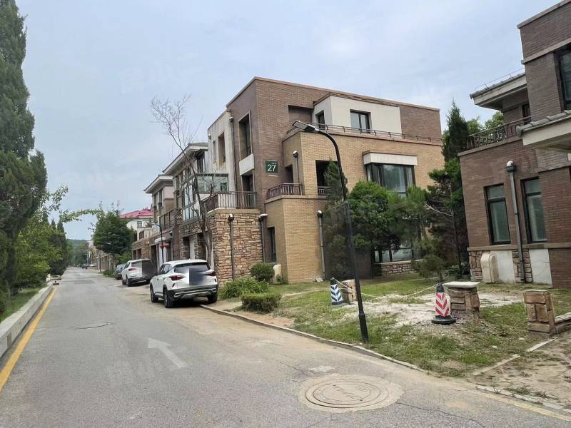 泰盈九如溪谷别墅园区图片