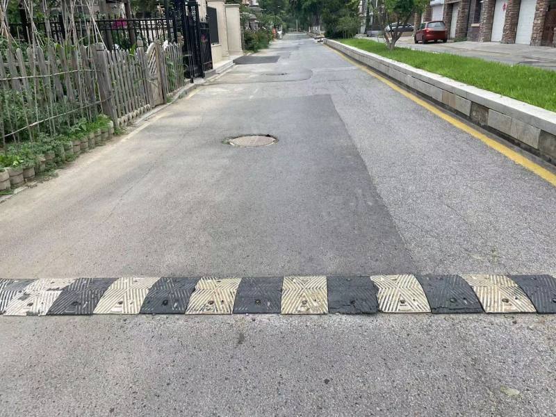 泰盈九如溪谷别墅园区图片