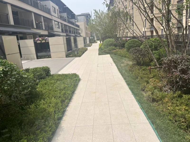 中金樾府园区图片