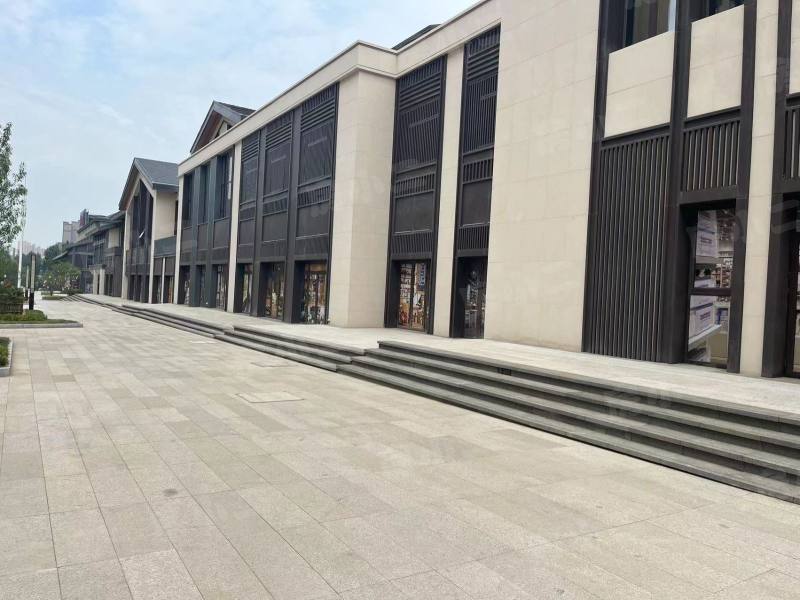 中金樾府园区图片