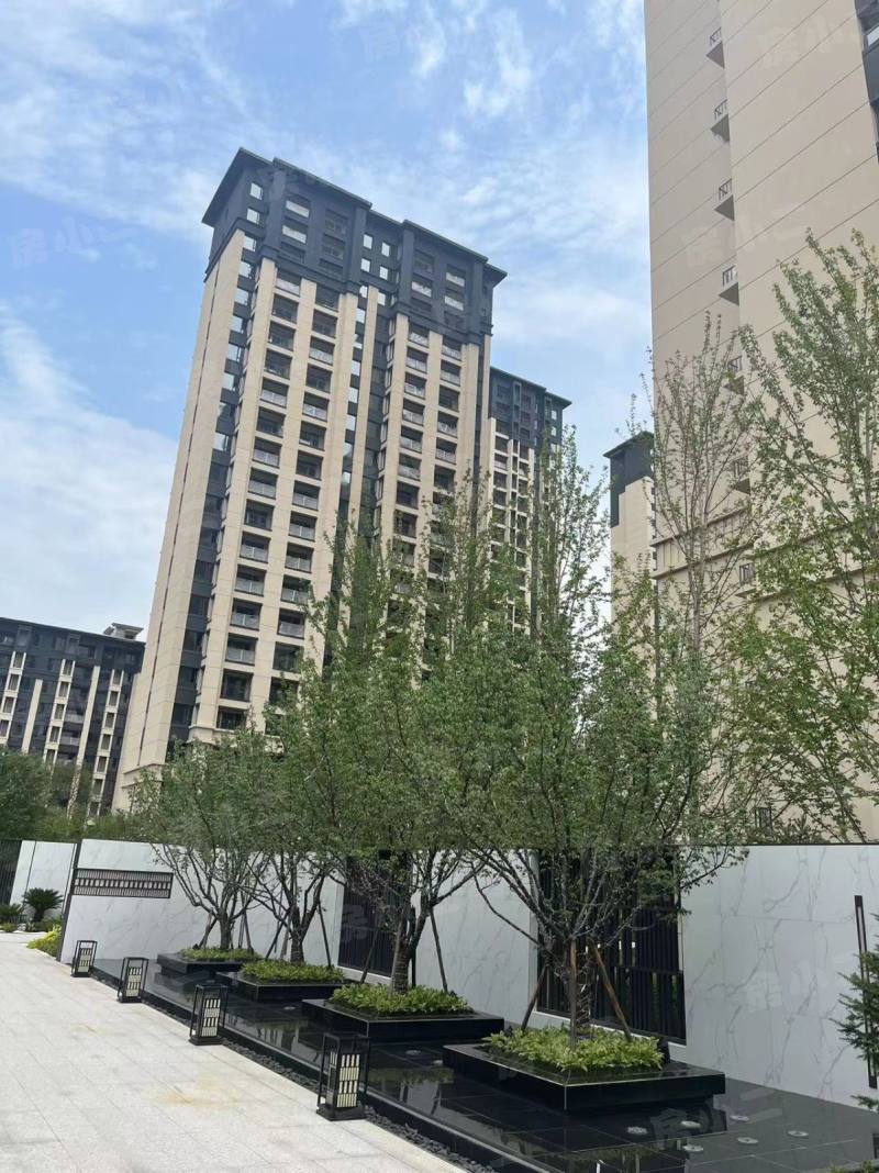 中金樾府园区图片