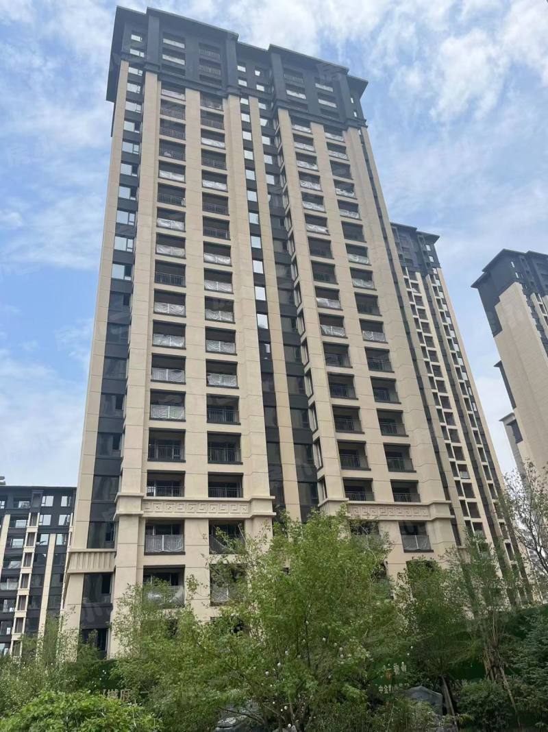 中金樾府园区图片