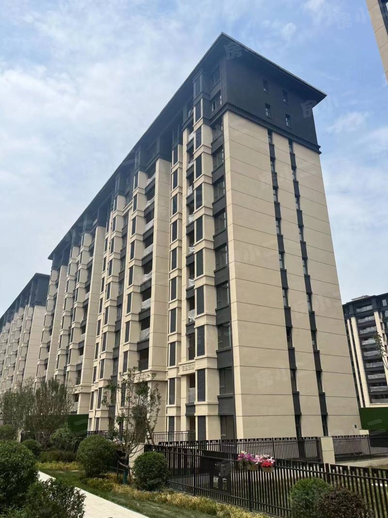 中金樾府园区图片