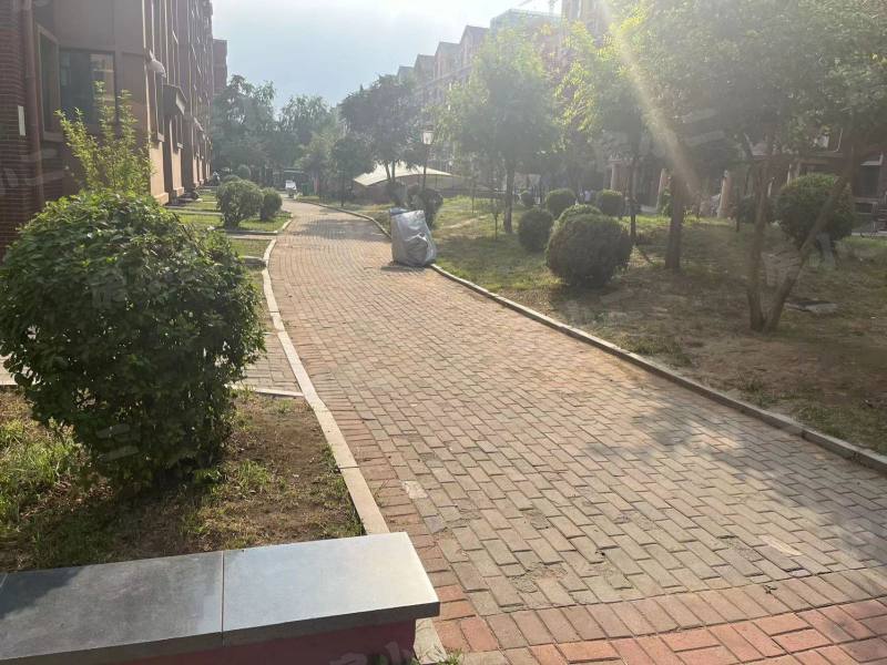 恒润春天里园区图片