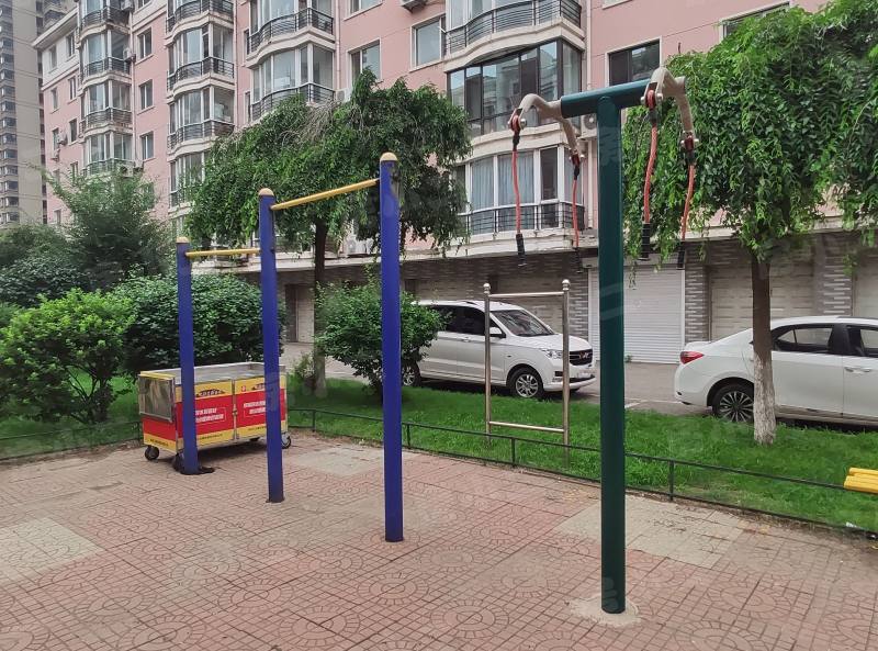 瀚博水岸花城园区图片