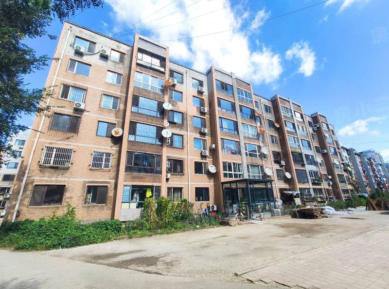 高丽花园园区图片