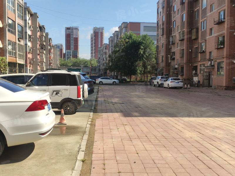 高丽花园园区图片