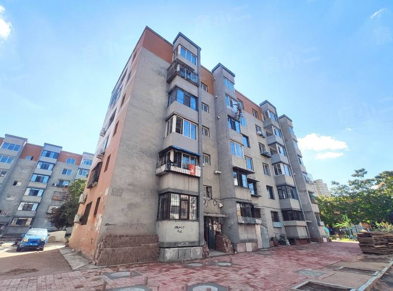 李石三期回迁楼园区图片