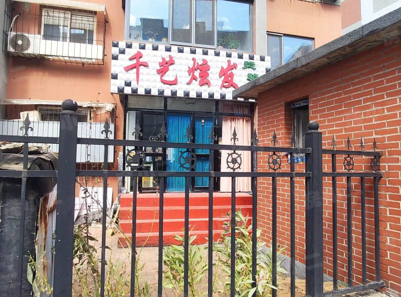 李石四期回迁楼园区图片