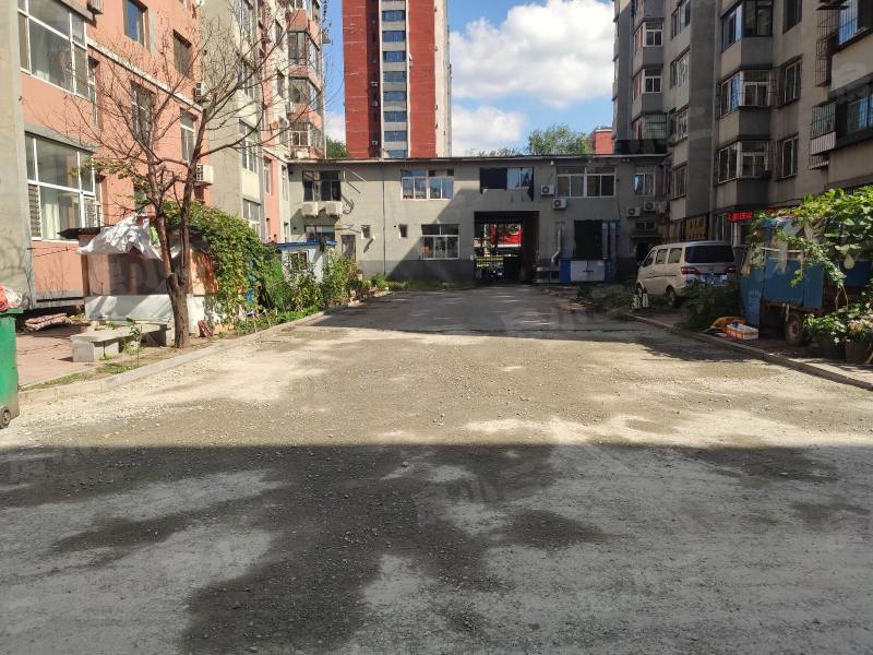 李石四期回迁楼园区图片