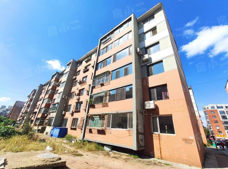 李石四期回迁楼园区图片