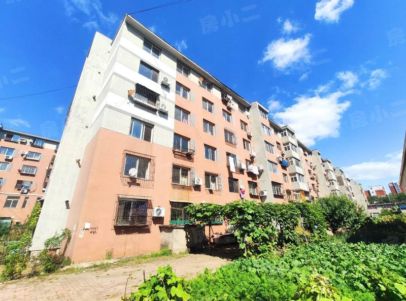 李石四期回迁楼园区图片