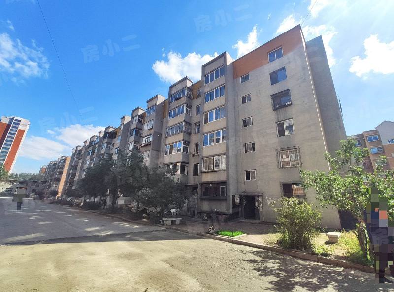 李石四期回迁楼园区图片