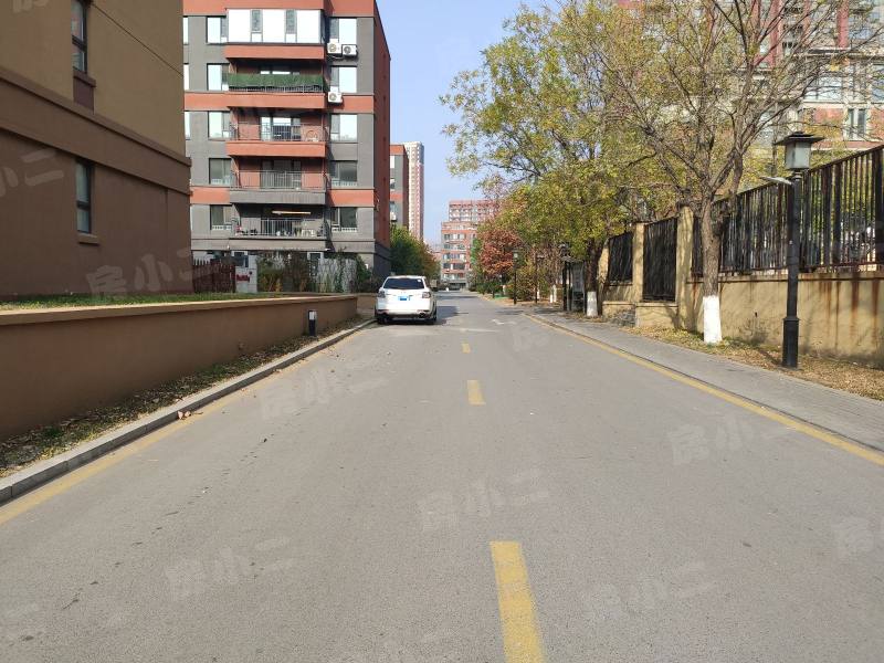 沈抚万科金域蓝湾园区图片