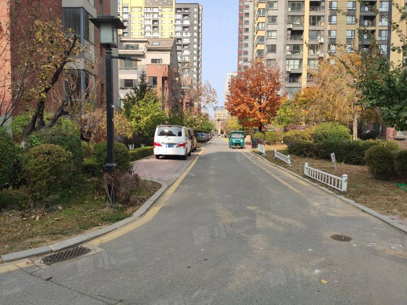 沈抚万科金域蓝湾园区图片