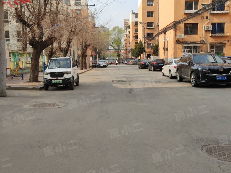 含笑小区园区图片