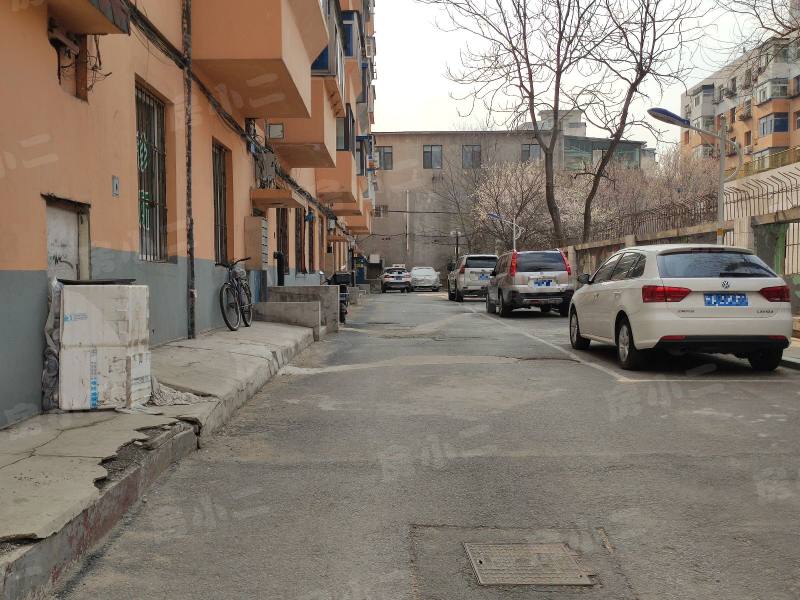 含笑小区园区图片