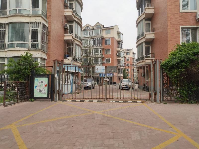 长城金色家园园区图片