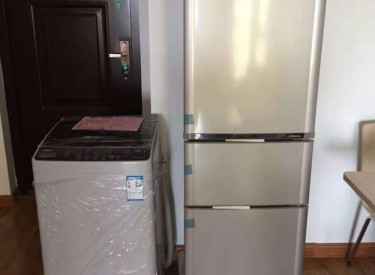 三盛颐景蓝湾 经典南向户型 送露台 交通便利 配套齐全