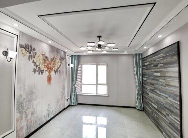 紫提东郡二期 精装修 有钥匙 南北 可议 自住 投zi 地铁