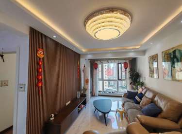中海城学府 三室精装修保持好 楼层好位置好采光好 诚意卖房