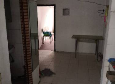 家具城小区1室1厅1卫41m²