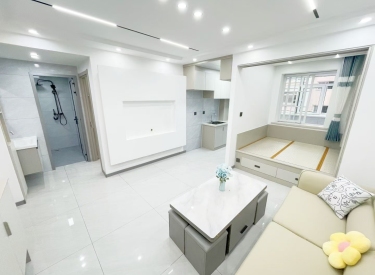 精装婚房地热榻榻米断桥铝窗，家具家电齐全拎包记住，双学区珠五