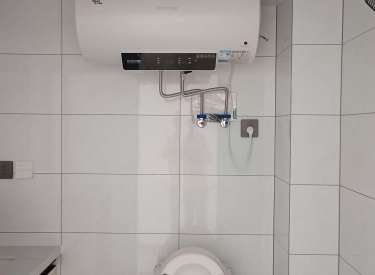 房子精装修，地铁口附近，双学区珠五120实验校区，园区绿化好