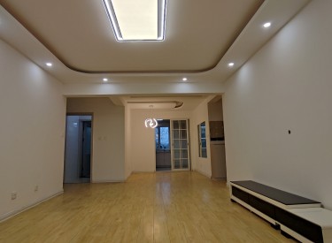 保利心语花园 3室2厅2卫 121.73㎡